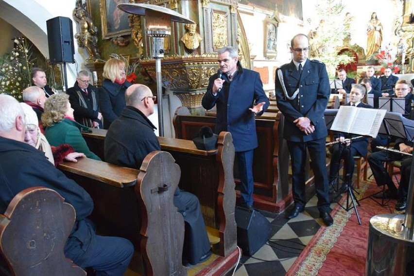 Orkiestra Dęta OSP Kwielice zagrała Noworoczny Koncert w kościele [ZDJĘCIA]