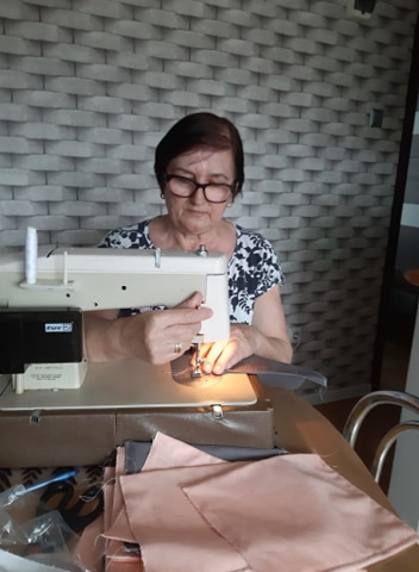 Akcja „Szyjemy maseczki dla seniorów” w gminie Jastrowie 