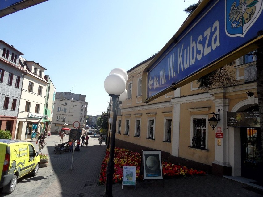 Ulica Wilhelma Kubsza to główny deptak w Wodzisławiu...