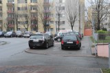 Mieszkańcy Piotrkowskiej w Opolu marzą o porządnym parkingu