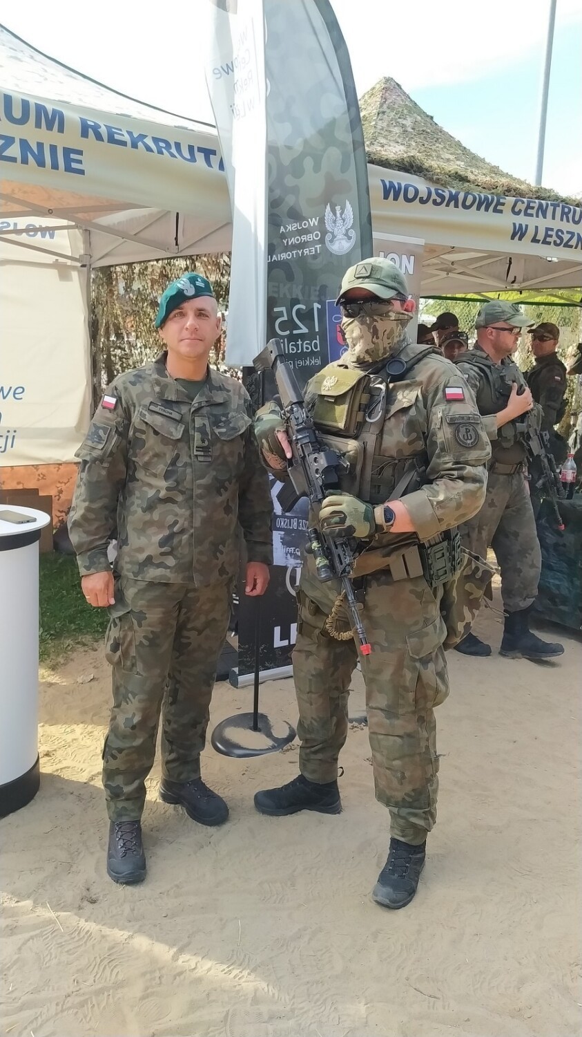 Ponad 4 500 złotych miesięcznie brutto - Wojskowe Centrum Rekrutacji w Lesznie zachęca do służby wojskowej 