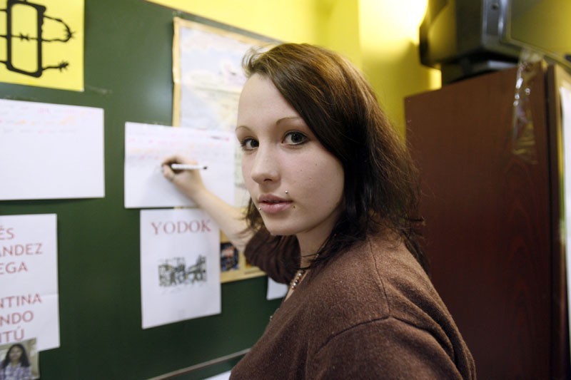 Legnica: Uczniowie Vlo piszą listy(ZDJĘCIA)