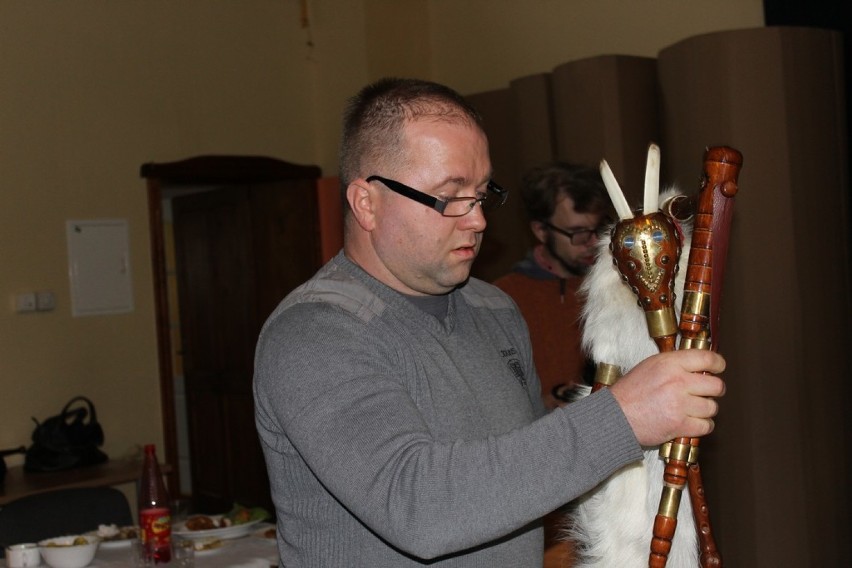 Warsztaty dudziarskie - prezentacje gry i budowy dud. IV Festiwal Folkloru Polskiego w Zbąszyniu