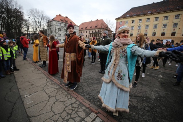 Polonez maturzystów 2020 w Zabrzu