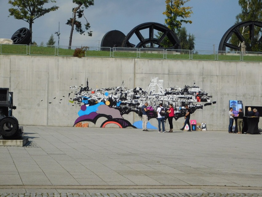 W Starej Kopalni powstaje mural