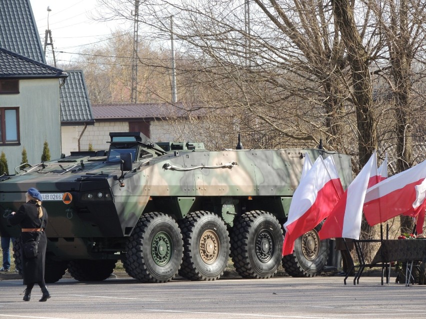 Uroczysta przysięga żołnierzy dobrowolnej zasadniczej służby...