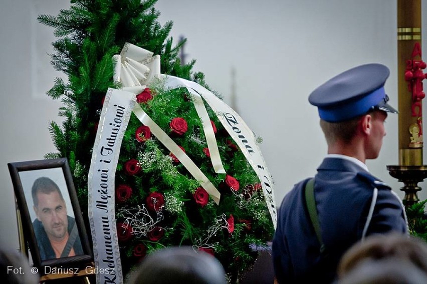 Pogrzeb Marka Dziakowicza, policjanta z Wałbrzycha, który...