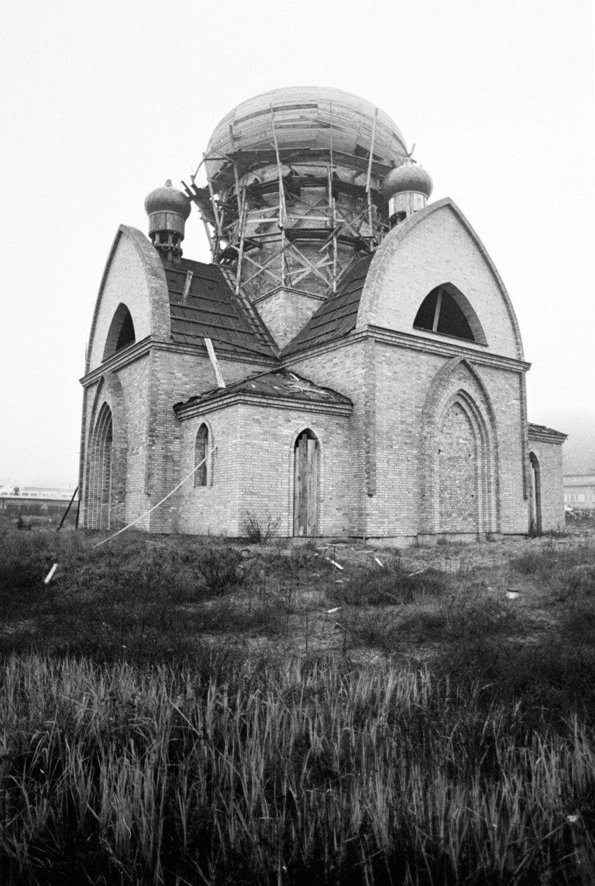 Budowa cerkwi w Gorzowie (1993 r.).