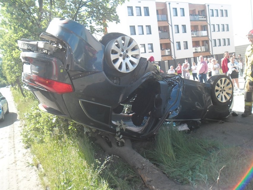 Powiat Gniezno: wypadkowy weekend na drogach [FOTO]