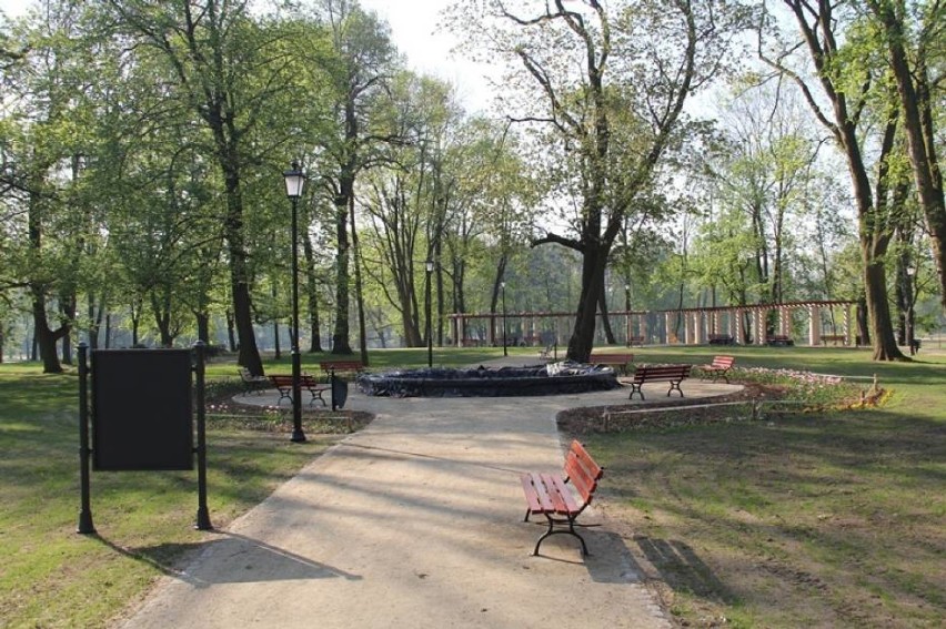 PARK MIEJSKI W SYCOWIE