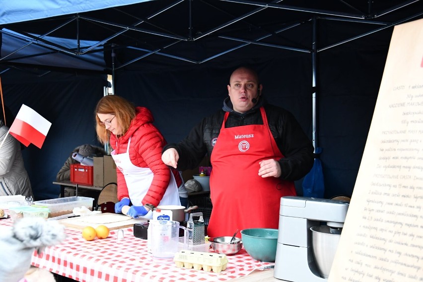 Była wystawa, koncerty, wojskowy sprzęt i rogale od uczestników "Master Chef". Jak Święto Niepodległości wyglądało w Margoninie?