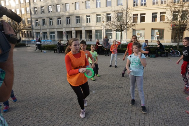 Wśród projektów ogólnomiejskich PBO wielkim wygranym jest projekt "Trener Osiedlowy, Senioralny i Przedszkolaka". A jakie projekty wygrały w poszczególnych dzielnicach? Sprawdź w galerii ----->