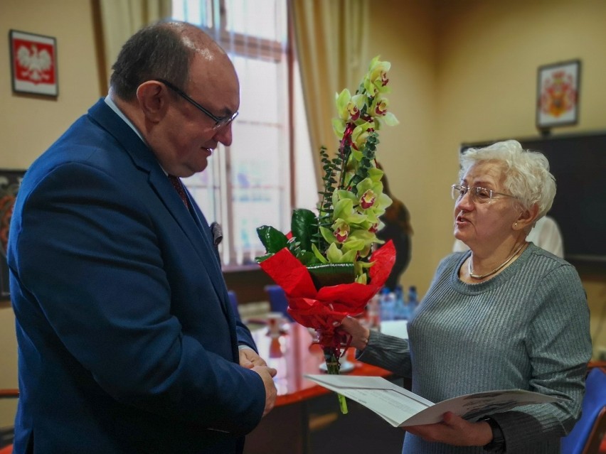 Oleśnica: Miła wizyta z okazji Dnia Babci w Ratuszu 