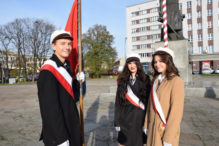 Chorzowska młodzież świętuje rocznicę odzyskania przez...