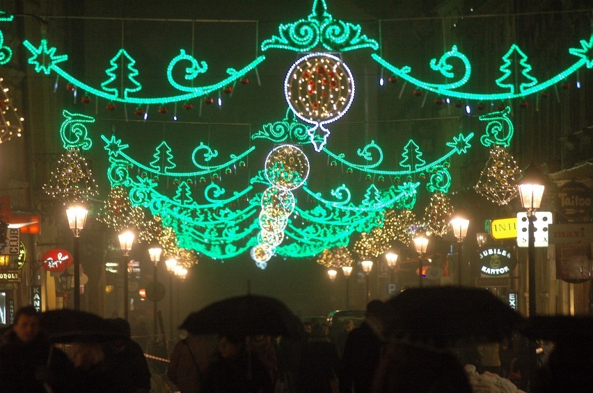 Bożonarodzeniowe dekoracje na ulicach Krakowa