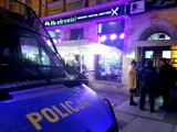 Nalot policji na klub ze striptizem i restaurację we Wrocławiu (ZOBACZ ZDJĘCIA)