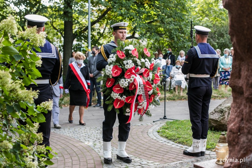 Gdynia: Program obchodów 81. rocznicy agresji sowieckiej na Polskę (17.09.2020). Uczczona zostanie pamięć pomordowanych na wschodzie 