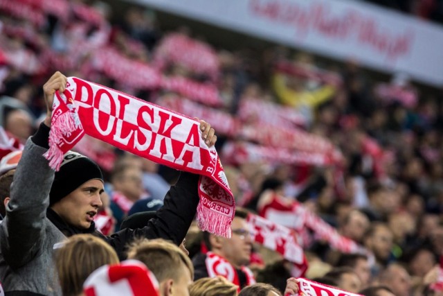 Kibice reprezentacji Polski czekają na wyniki losowania grup Euro 2020
