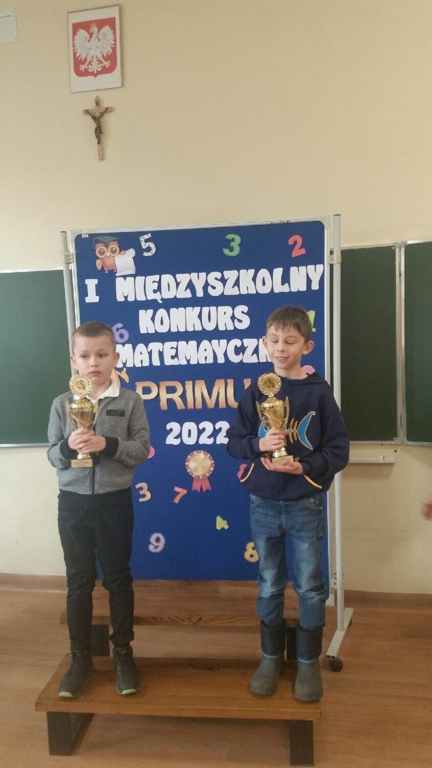 I Międzyszkolny Konkurs Matematyczny dla uczniów klas drugich "Primus" w Kielcach. Były nagrody i puchary. Zobacz zdjęcia 