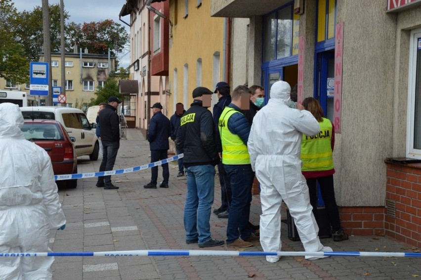 Zuchwały napad na kantor w Gdyni Chyloni [ZDJĘCIA] Obława policyjna na ulicach 