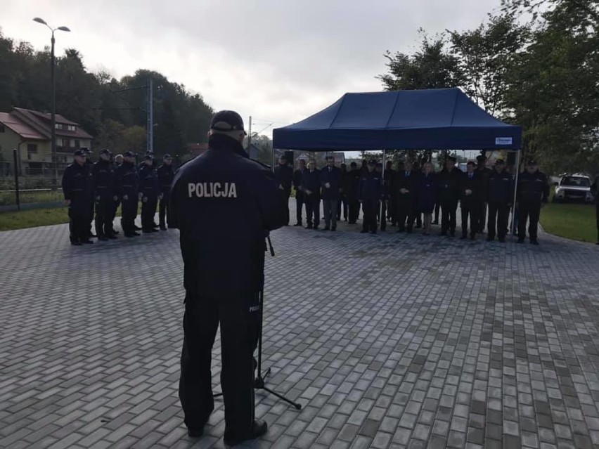 Posterunek Policji w Milówce już otwarty. Będzie służył funkcjonariuszom, mieszkańcom i turystom [ZDJĘCIA]