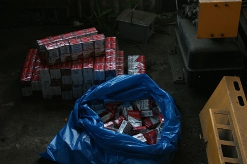 Łęczyccy policjanci udaremnili 4,5 tysięcy paczek papierosów