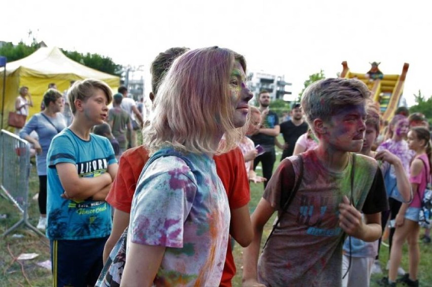 Festiwale i Eksplozje Kolorów to fantastyczne imprezy, które...