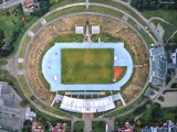 Piła. Na tym stadionie grał Zinedine Zidane. Żeromskiego z lotu ptaka w obiektywie Pawła Smolińskiego