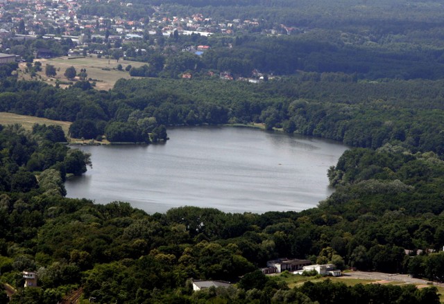 Jeśli zwierciadło wody w ciągu kilkudziesięciu lat obniżyło się o metr, czy półtora, oznacza to miliony metrów sześciennych wody mniej.