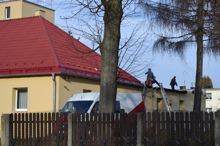 Olszyna: Najpierw wymiana dachu, potem remont budynku. To będzie duża rzecz [ZDJĘCIA]