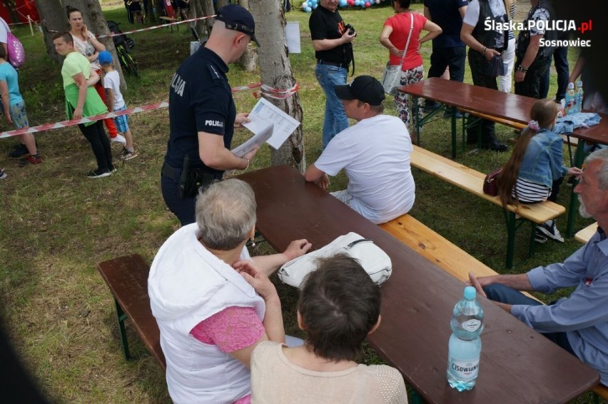 Podczas długiego weekendu policjantki i policjanci z...