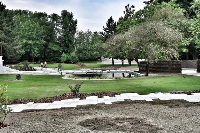 12 lipca otwarty zostanie Ogród Japoński w Parku Śląskim w Chorzowie. Inwestycja jest już prawie gotowa.

Zobacz kolejne zdjęcia. Przesuwaj zdjęcia w prawo - naciśnij strzałkę lub przycisk NASTĘPNE