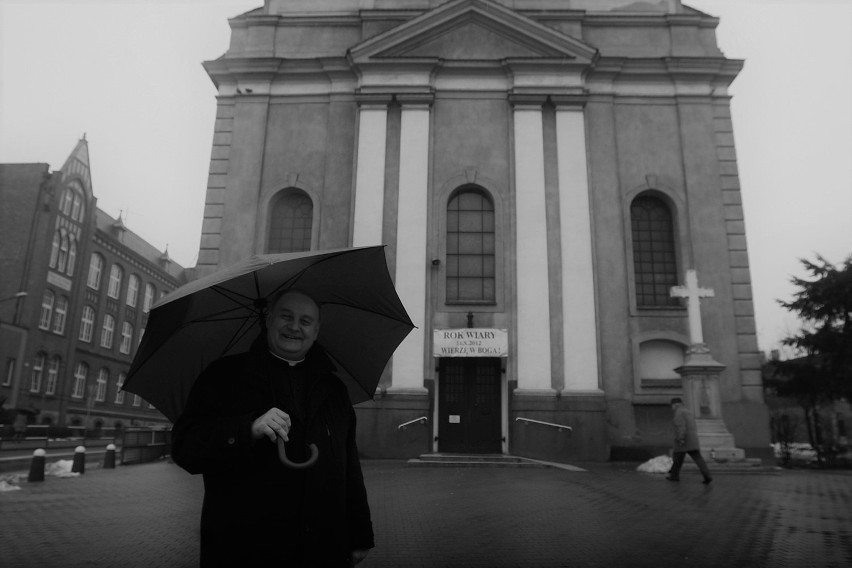 Ksiądz Franciszek Radwański 

Były proboszcz parafii Matki...