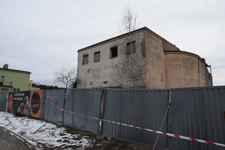 Rozbiórka dawnego kina Marynarz. Czy obiekt zyska nowe życie? [zdjęcia]