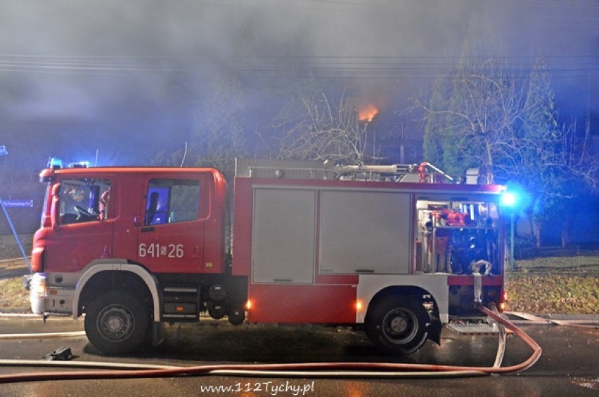 Pożar w Lędzinach na ul. Paderewskiego [ZDJĘCIA]