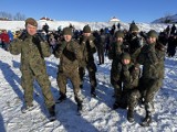 Żołnierze z Głogowa przygotowali pokaz walki wręcz. Ponad 200 osób zwiedziło jednostkę wojskową