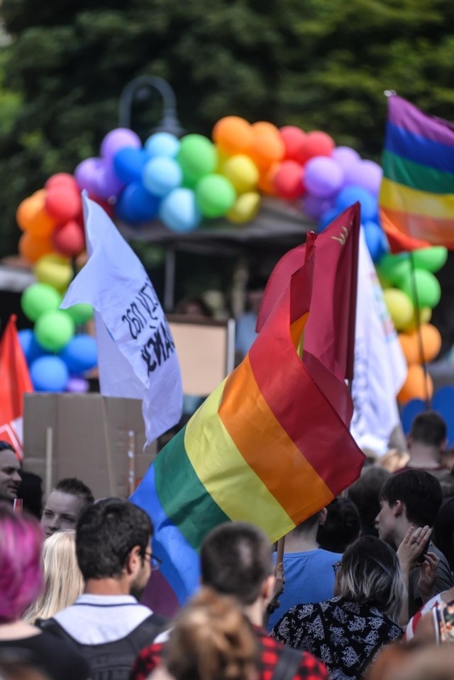 Trójmiejski Marsz Równości to wydarzenie organizowane od kilku lat przez Stowarzyszenie Tolerado. Biorą w nim udział osoby homoseksualne, ale nie tylko.