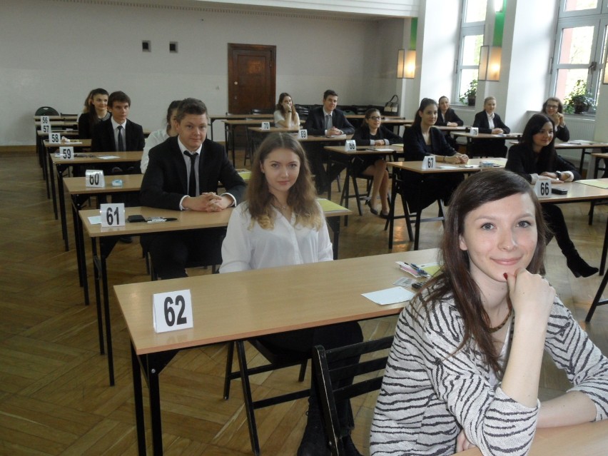 Matura 2015 w Piekarach Śląskich: uczniowie napisali dziś egzamin z matematyki