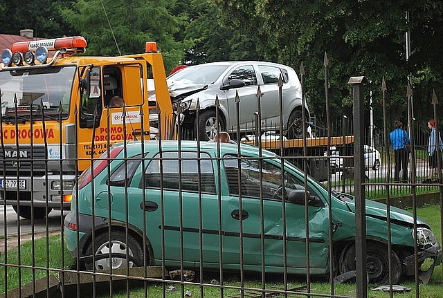 Wypadek w Kolbuszowej Dolnej. Zginął kierowca fiata...