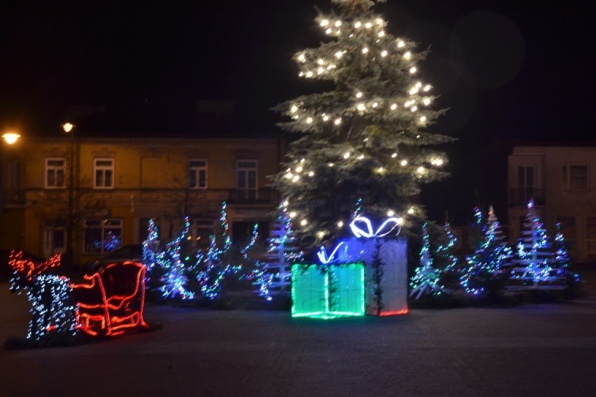 Świąteczne iluminacje i szopki w Lipnie [zdjęcia]
