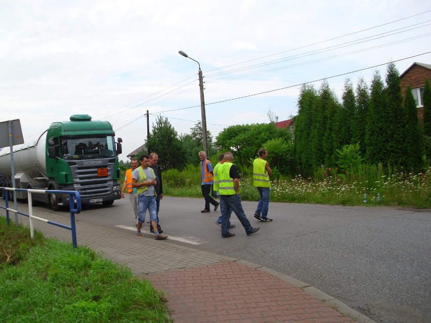 Pracownicy blokowali drogę do Euroterminalu