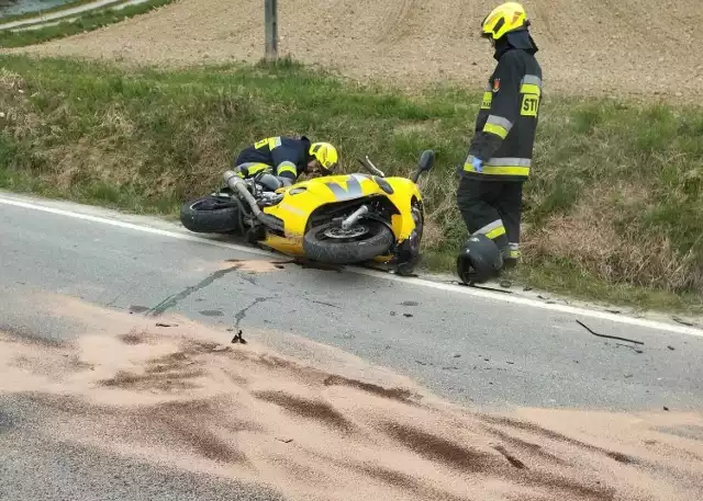 Dwa motocykle zderzyły się na drodze powiatowej w Janczowej na Sądecczyźnie