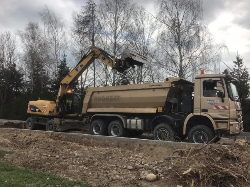 Inwestycje w gminie Margonin: W Lipińcu trwa budowa nowej drogi za ponad 800 tys. złotych (ZDJĘCIA)