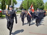 Powiatowe Obchody Dnia Strażaka w Jędrzejowie. Odznaczenia i awanse dla druhów. Zobaczcie zdjęcia z uroczystości