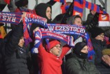 Tak dopingowali kibice drużynę Rakowa Częstochowa podczas meczu z Górnikiem Zabrze