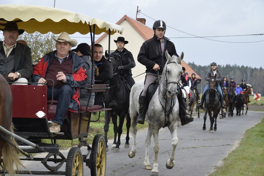 Hodowcy koni spotkali się na XX Hubertusie gminy Skoki - galeria