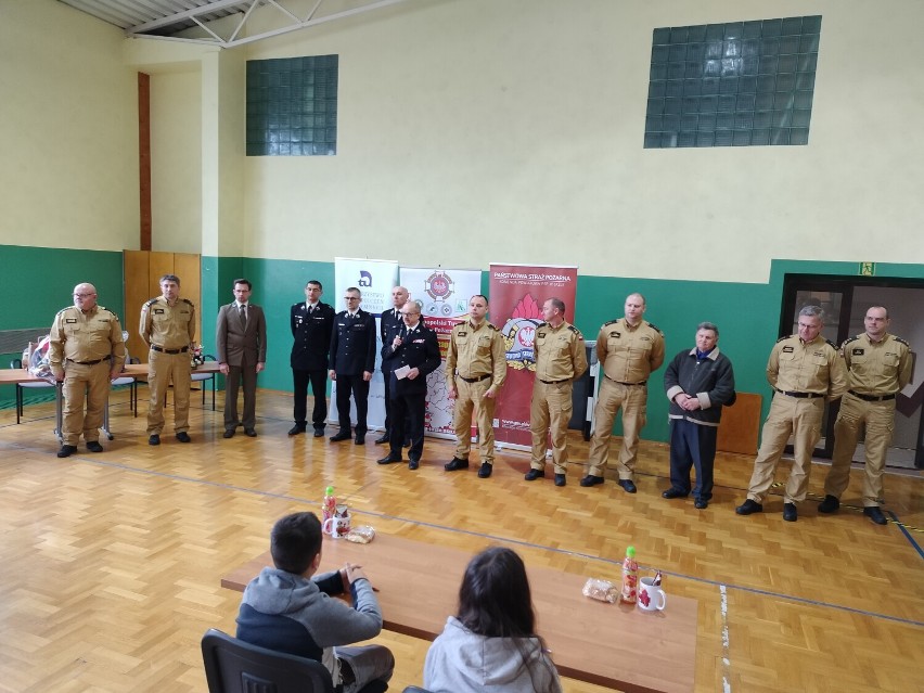 Powiatowy turniej wiedzy pożarniczej w Jaśle dla młodzieży szkolnej