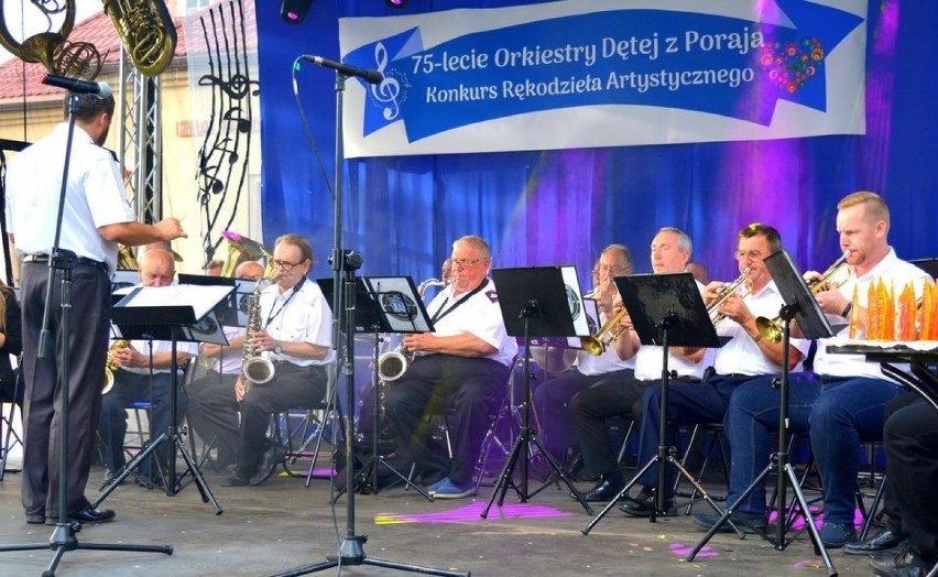 Piękny jubileusz Orkiestry Dętej w Poraju. Grają już 75 lat ZDJĘCIA