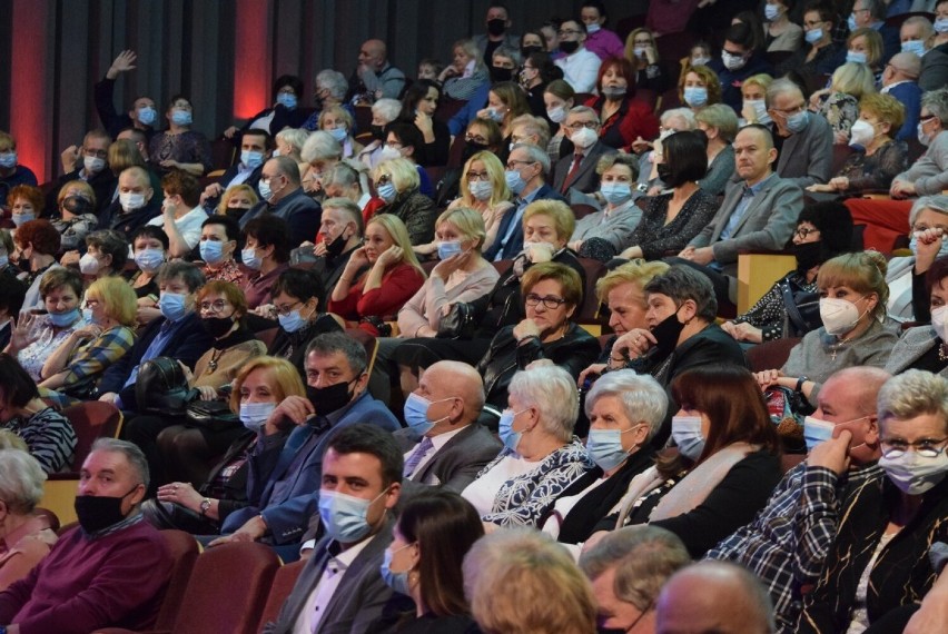 Koncert walentynkowy w Kaliszu. Szlagiery o miłości w...