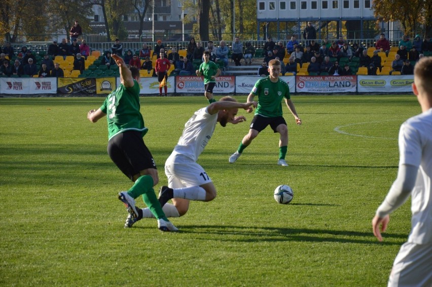 Lechia Zielona Góra zremisowała z Cariną Gubin 1:1.